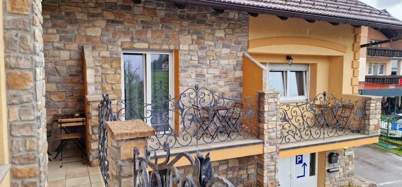 Hotel Samarin Crnomelj Črnomelj Exterior foto