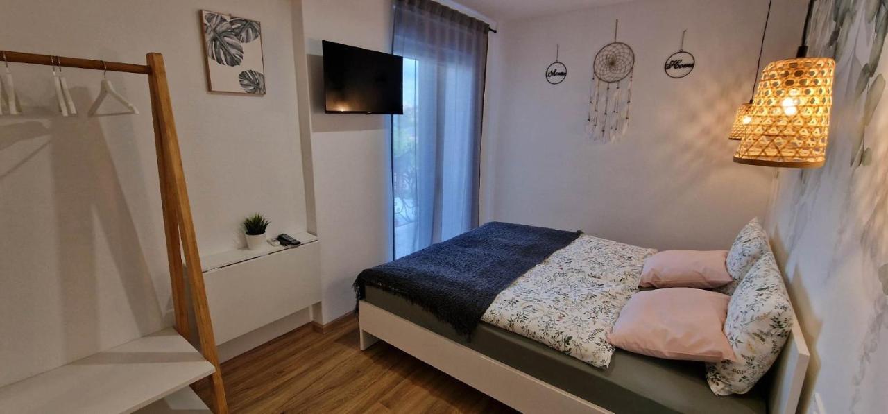 Hotel Samarin Crnomelj Črnomelj Exterior foto