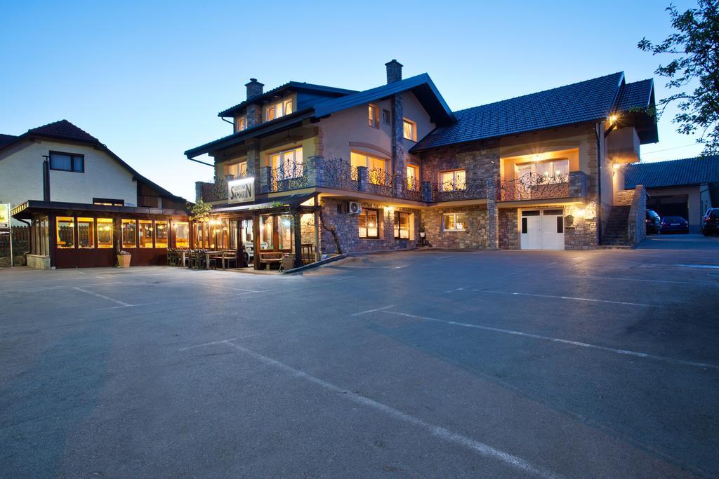 Hotel Samarin Crnomelj Črnomelj Exterior foto